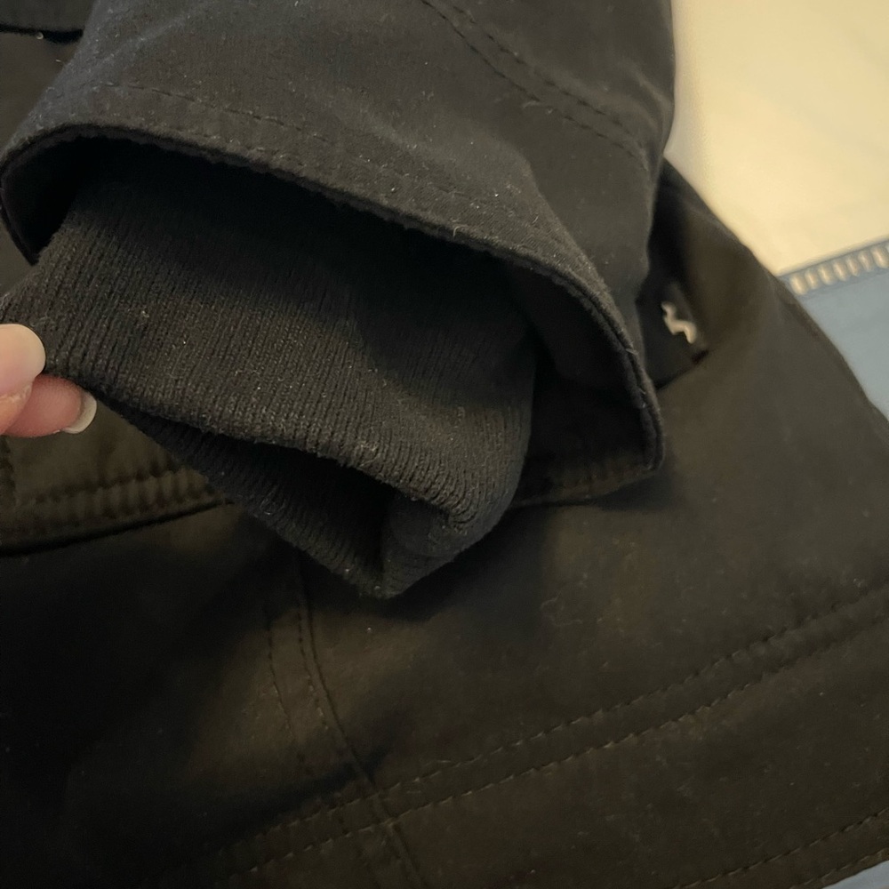 New without tags! Hollister Heritage Collection faux fur-lined parka. - Picture 4 of 7